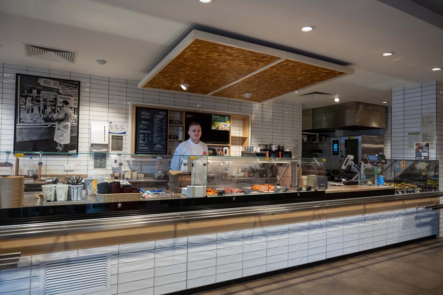 Mitarbeiter Deli 